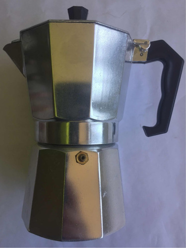 Imagen 5 de 6 de Cafetera Tipo Greca Para 6 Tazas Marca Cofre Maker