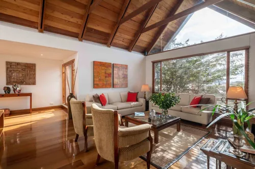 Casa En Arriendo/venta En Sierras Del Moral. Cod V7515