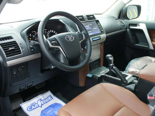 Imagen 3 de 4 de Toyota Prado Land Cruiser Edicion Especial 70 Aniv
