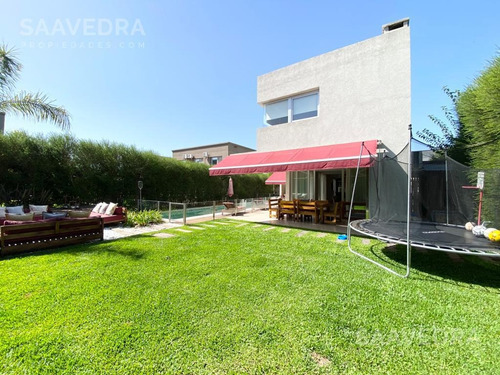 Casa Moderna, De Diseño En Venta , Orientación Norte! Los Alisos Nordelta
