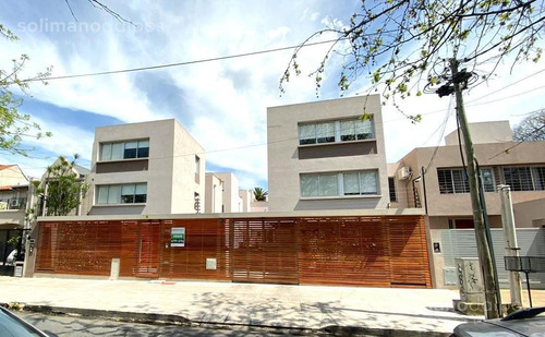 Imagen 1 de 30 de Triplex 5 Amb Con Terraza Y Patio Propio - Olivos