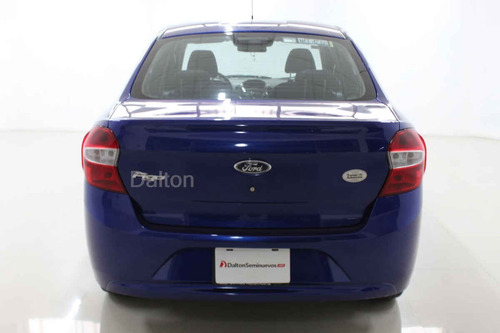 Imagen 4 de 15 de Ford Figo 2017 4 Cilindros