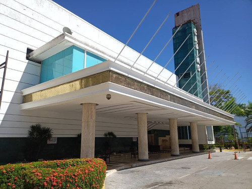 Imagen 6 de 15 de Venta Complejo Hotelero En Obra Gris Tiene Casino Activo, En La Isla De Margarita. Inf. Ma.fda. Varela 0424-1045413