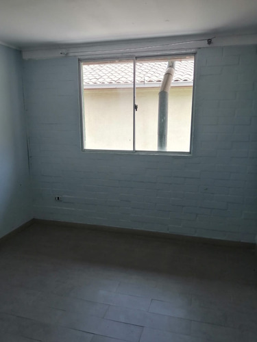 Hermosa Casa En Pasaje Los Alerces Lampa