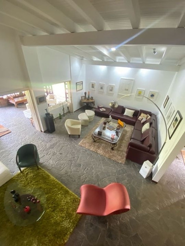 Imagen 19 de 30 de Se Vende Casa 680m2 4h+2s/7b/10p Cerro Verde 4377