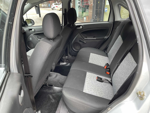 Ford Fiesta 1.6 Max One Ambiente 2010 Cassano Automobili