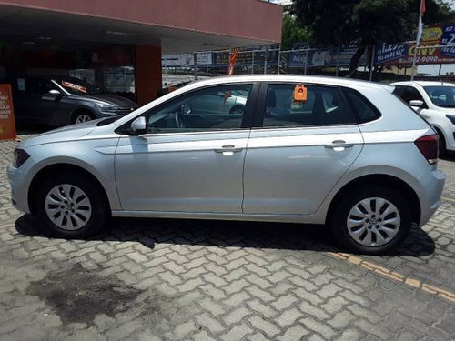Volkswagen Polo 1.0 Mpi Total Flex Manual