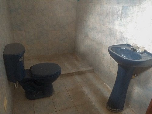 Imagen 8 de 9 de Venta Casa De Una Planta En La Urbanización La Isabelica