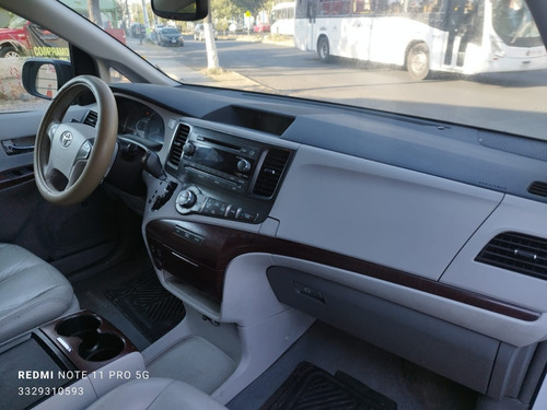 Toyota Sienna Xle