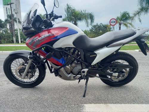 Imagem 1 de 9 de Honda Transalp 700v