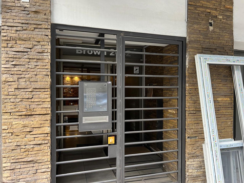 Departamento En Plaza Mitre