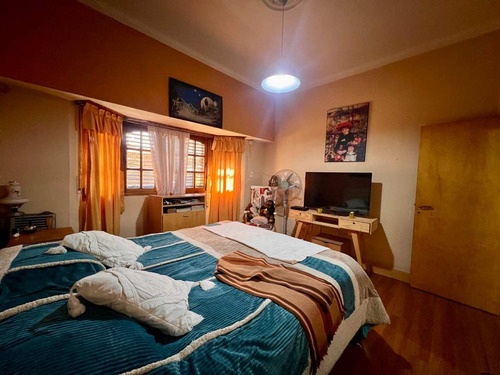 Casa 4 Ambientes En Venta En Lomas De Zamora