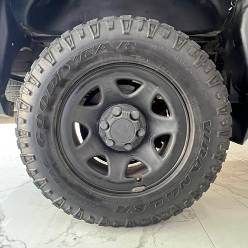 Chevrolet Silverado 2500 CAB-REGULAR 4X2