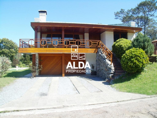 Casa Beaulieu Piriápolis 4 Dorms Alquiler Temporada Ca100518