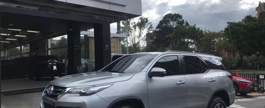 Toyota Fortuner 2019 2.7l Mid