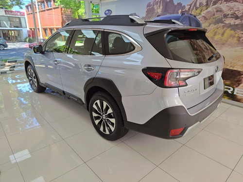 Subaru Outback 2.5 Limited