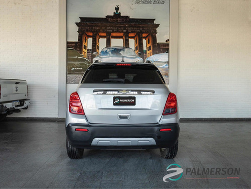 Imagen 4 de 12 de Chevrolet Tracker 1.8 Ltz Fwd Mt 140cv 2015