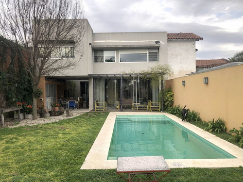 Bustamante Prop Casa Venta 10644 Castelar