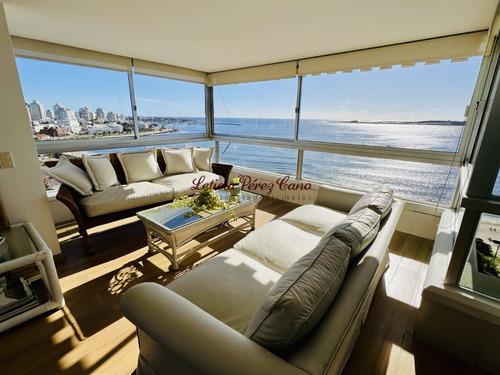 Alquiler Apartamento 3 Dormitorios Mas Dependencia De Servicio Playa Mansa, Punta Del Este