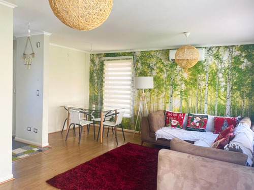 Casa Aislada En Condominio / Calle Chardonnay