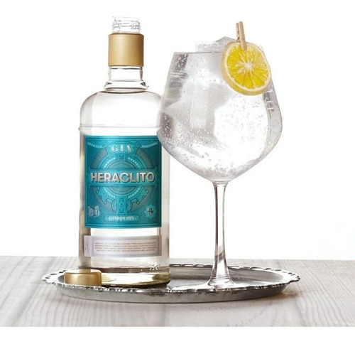 Imagen 3 de 6 de Gin Tonic Heraclito Macedonio London Dry 750ml Tradicional