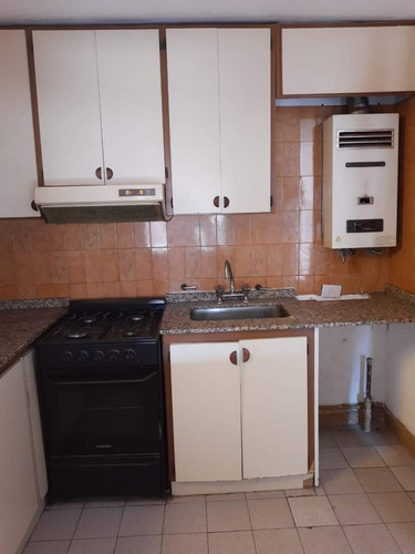 2 Dormitorios Con Balcon Y Cochera. Departamento En Alquiler En Nueva Cordoba
