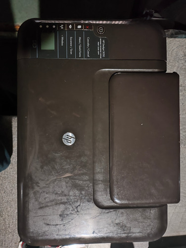 Impresora Multifunción A Color Hp Deskjet 3050 Con Wifi 127v Negro (Usado)
