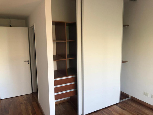 Departamento - Olivos-vias/rio