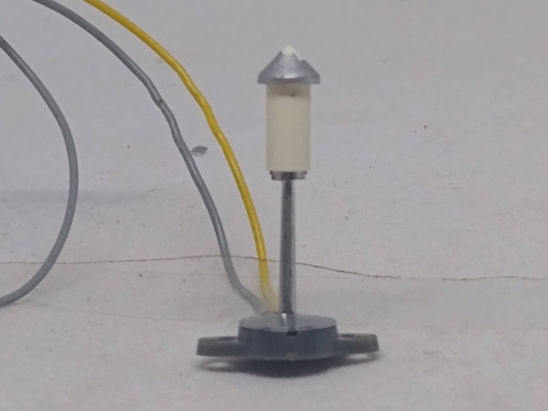 Imagen 3 de 7 de Nico 1 Farola De Plaza 25 Mm D Metal Marklin Esc Z (eih 78)