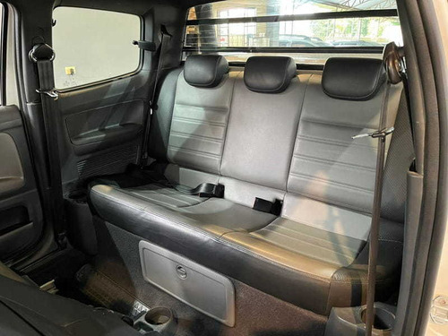 Imagem 12 de 15 de Volkswagen Saveiro Cd Cross Ma 2015