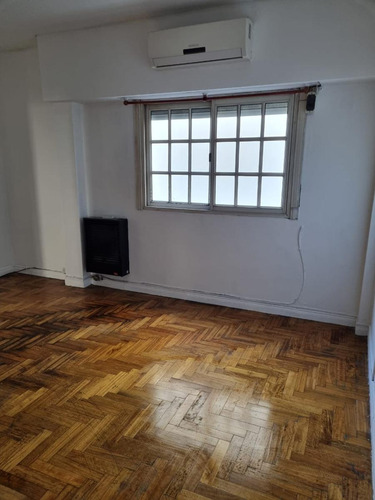 Departamento En Alquiler Con Espacio Guarda Coche - Wilde