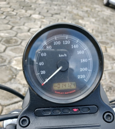 Harley Davidson 883 Iron