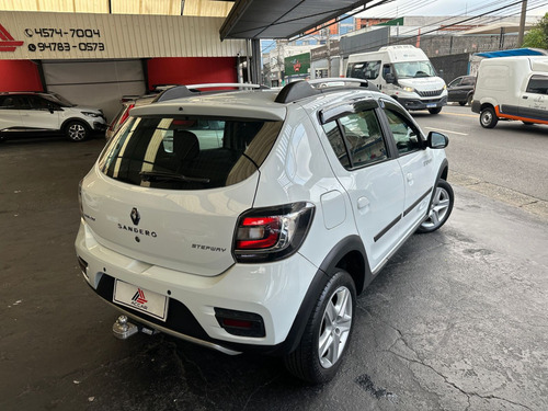Renault Sandero 1.6 16V SCE FLEX STEPWAY MANUAL