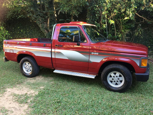 Chevrolet D-20 Custom Deluxe