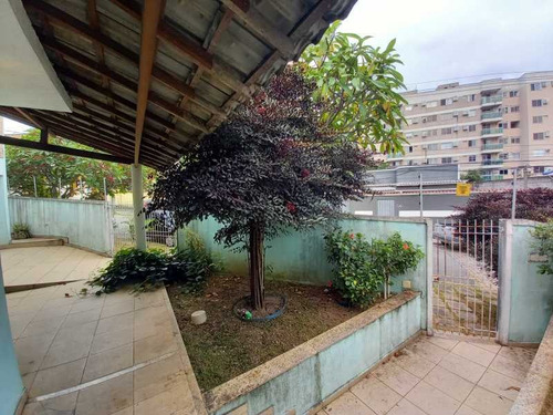Imagem 2 de 15 de Casa De Rua-à Venda-taquara-rio De Janeiro - Svca40017