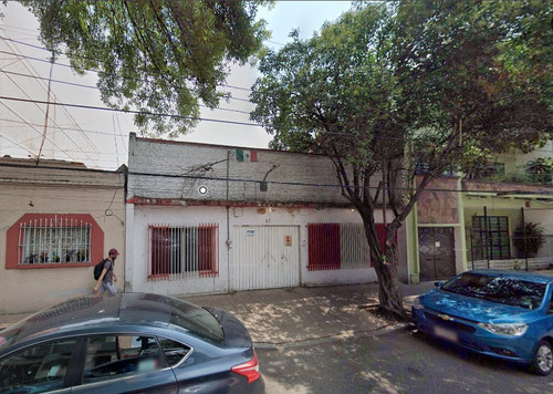 Casa En Remate Bancario En Miguel Hidalgo, Cdmx. Mm.