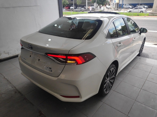 Toyota Corolla 1.8 Altis Hybrid Flex Aut. 4p Hibrido Flex