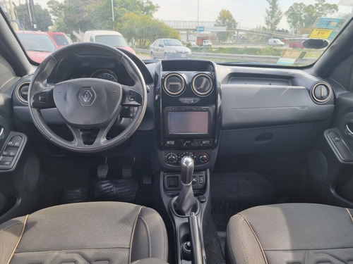 Imagen 10 de 15 de Renault Duster 2015 1.6 Ph2 4x2 Privilege 110cv