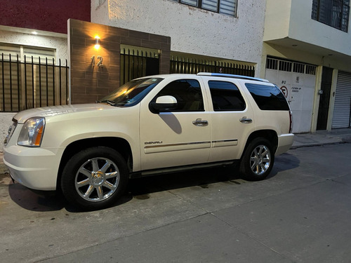 GMC Yukon 6.2 V8 Denali 403 Hp Awd At