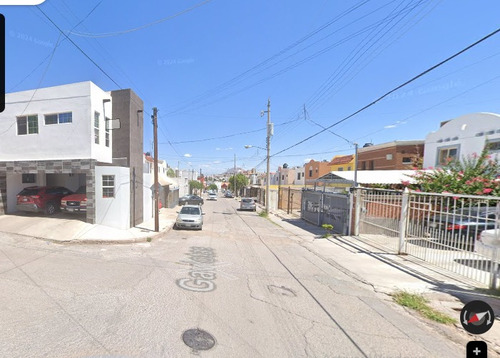 Casa Ubicada En Colonia Colinas Del Sol I, Chihuahua. Con 3 Recamaras Y 167m2. Muy Cerca De Alsuper Plus Arboledas.