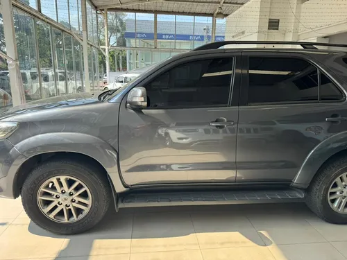Toyota Fortuner 2.7l 4x2