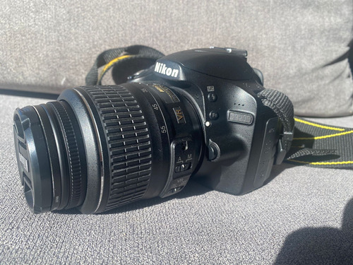  Nikon Kit D3200 + Lente 18-55mm Vr Dslr Negro + Estuche