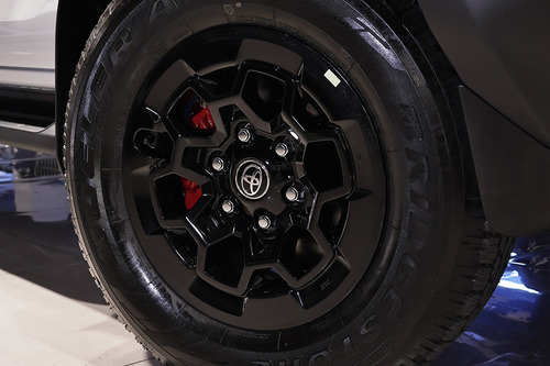 Toyota Hilux Gr-sport Iv Gr4 4x4 2.8 Tdi 6 At 224cv