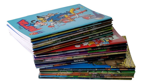 Quadrinhos Disney: Mickey, Pateta, Donald, De Editora Culturama. Gibi Disney Infantil, Vol. 24 Vols Diferentes. Editorial Culturama, Capa Mole, Edição 1 Em Português, 2023