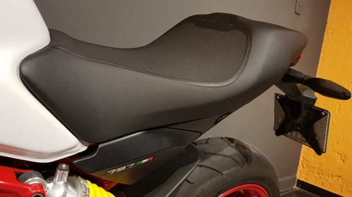 Ducati Monster 797cc Naked
