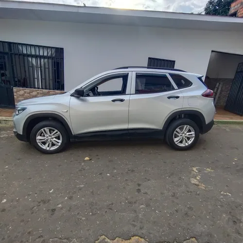 Chevrolet Tracker 1.2T Ls Mt