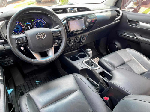 Toyota Hilux 2.8 Srv Automatica 4x4