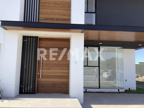 Casa En Venta En Condominio Balvanera