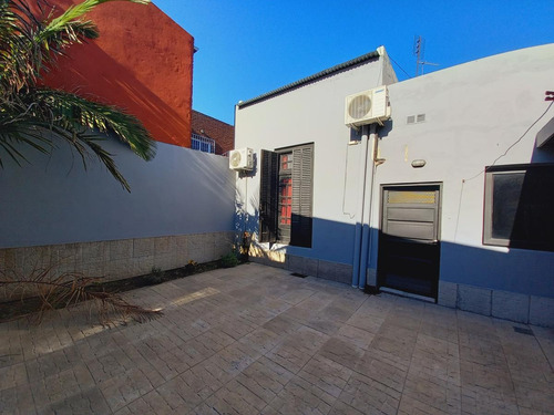 Imagen 7 de 9 de Casa Amplia En Av. Fdo Zuviría Al 4300 - Santa Fe