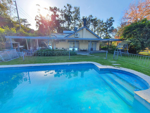 Lote En Martindale C.c. 1900m2 Con Pileta, Casa A Demoler